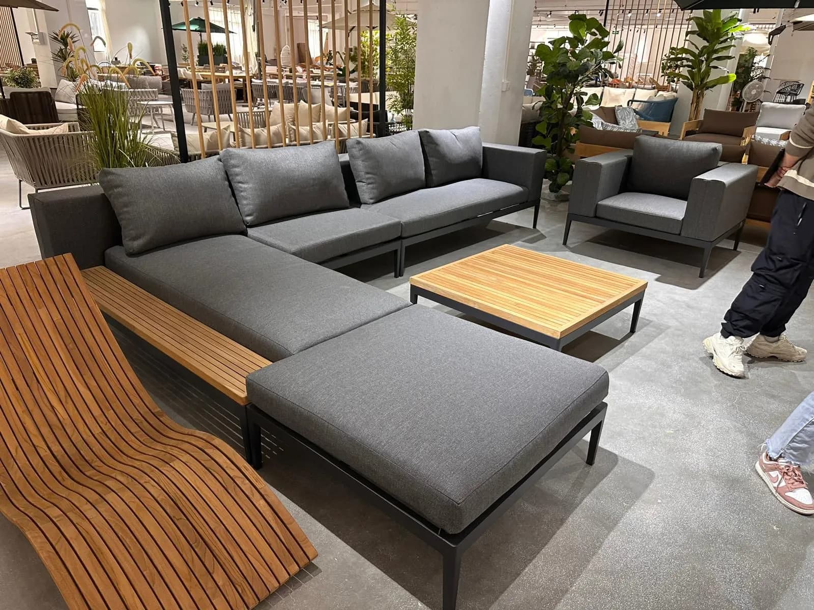 Modern Modular Sectional — gray upholstered fabric with black metal frame