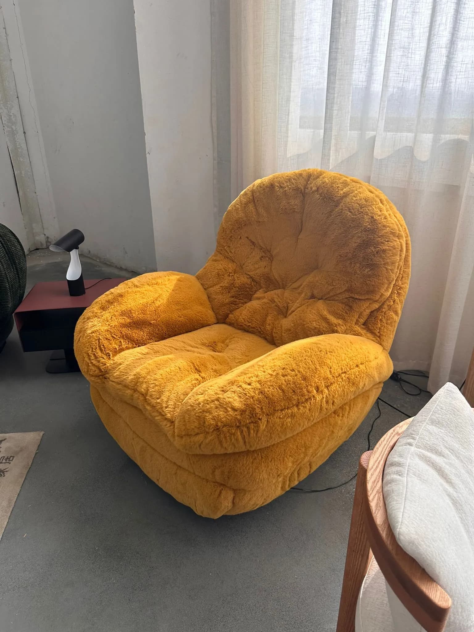 Golden Embrace Chair — Velvet upholstery